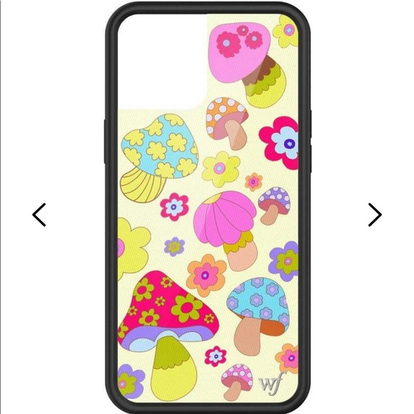 Wildflowers Accessories - NIB Wildflower Groovy Shroom iPhone 12 Pro Max Case